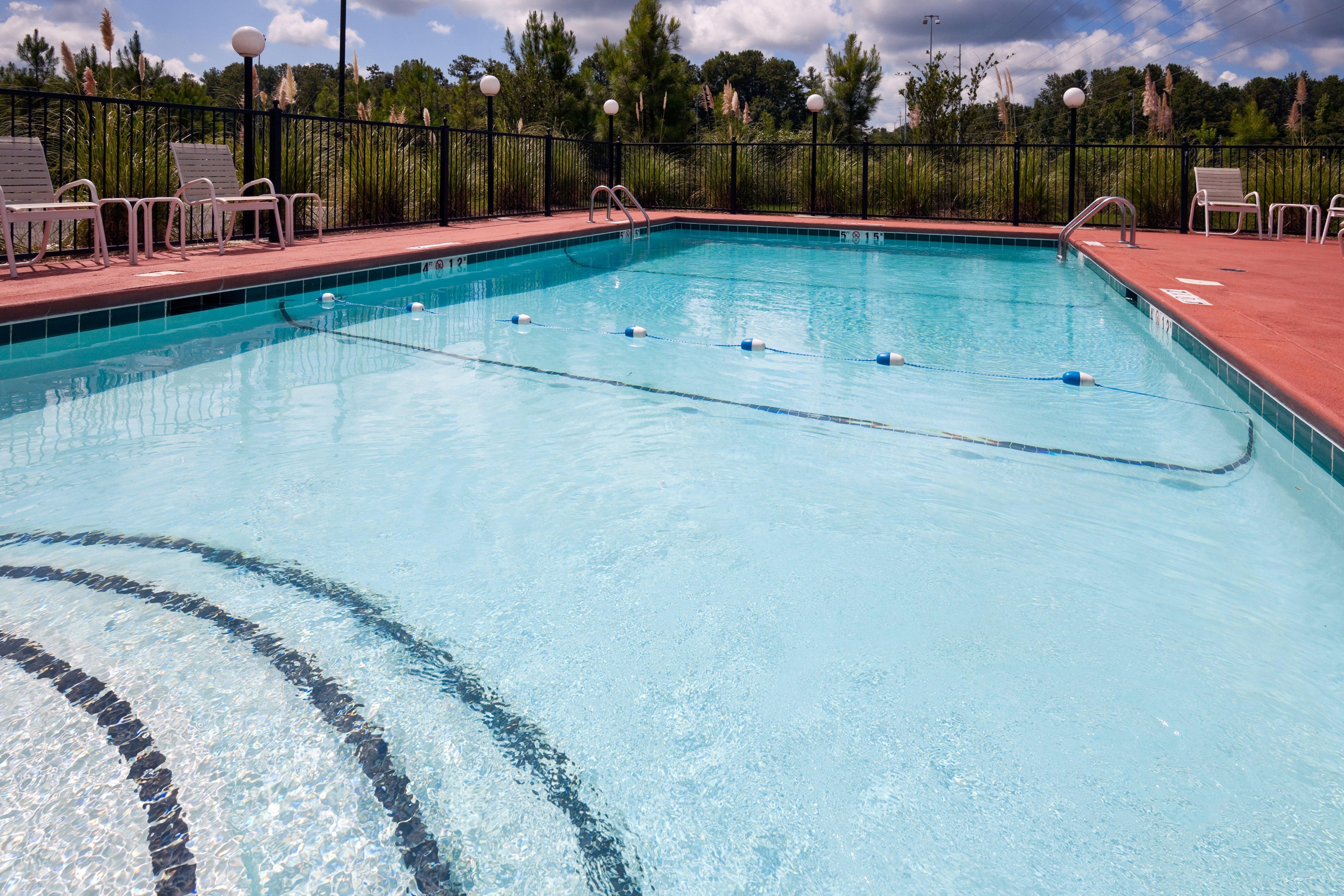 Holiday Inn Express Hotel & Suites Pell City Eksteriør bilde