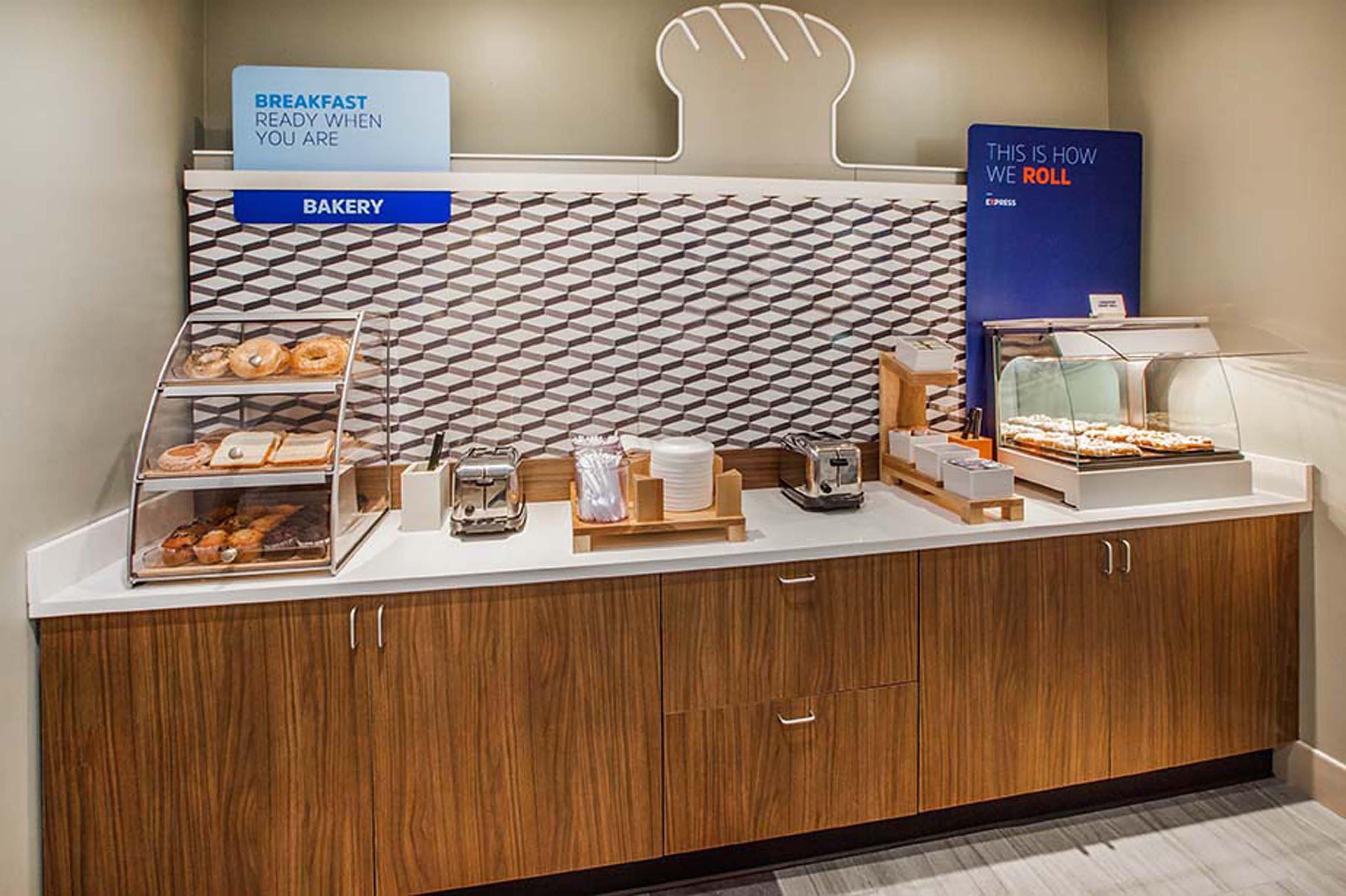 Holiday Inn Express Hotel & Suites Pell City Eksteriør bilde