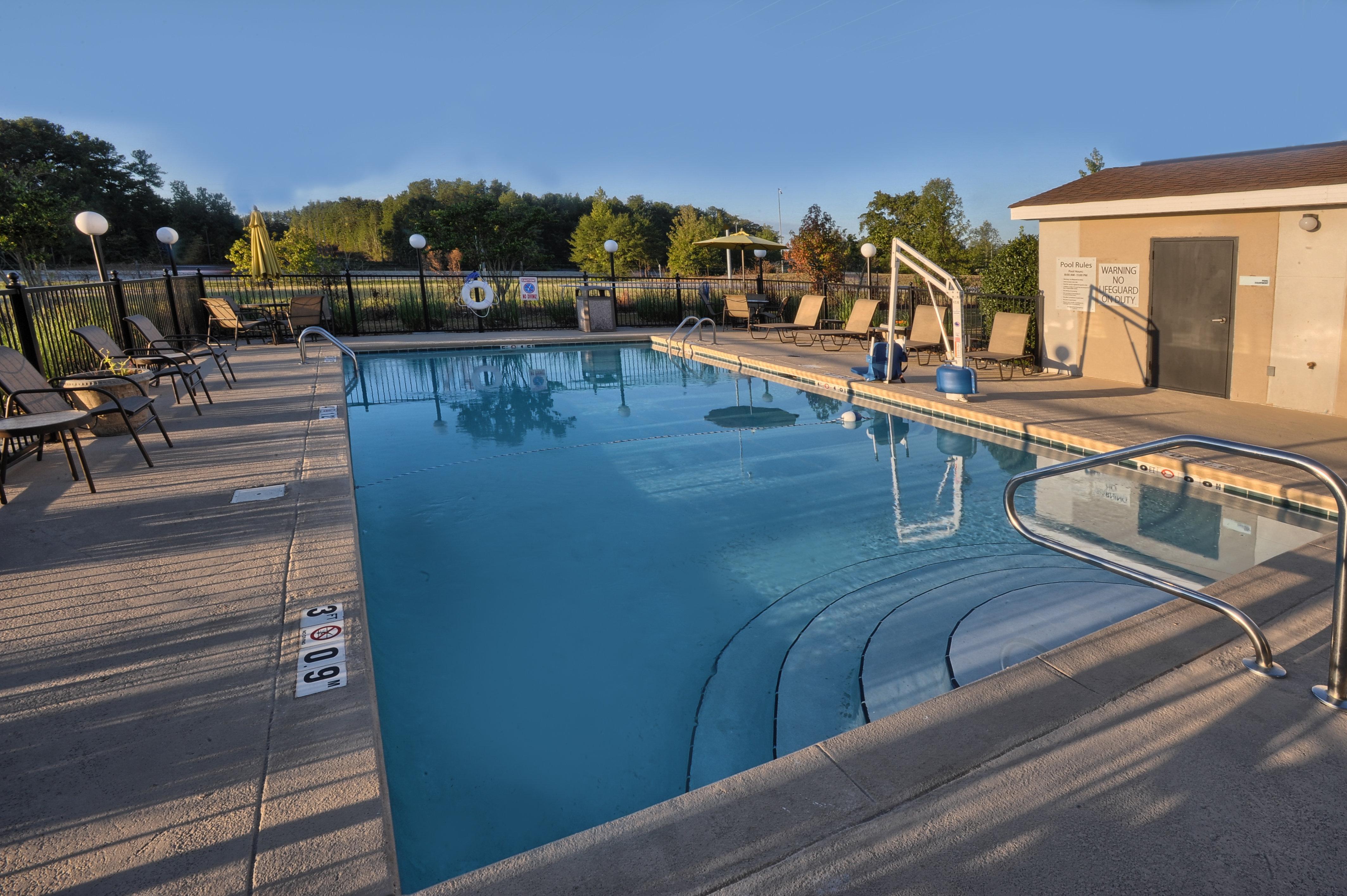 Holiday Inn Express Hotel & Suites Pell City Eksteriør bilde